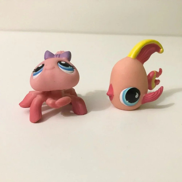 LPS Littlest  Pet Shop Lot of 2 Pink Spider and Angelfish Fish Toys Hasbro - Picture 1 of 16